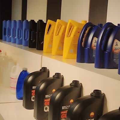 kupować 1-5L Całkowicie automatyczna linia napełniania smarem 1000-5000BPH 1000ml-5000ml online manufacture