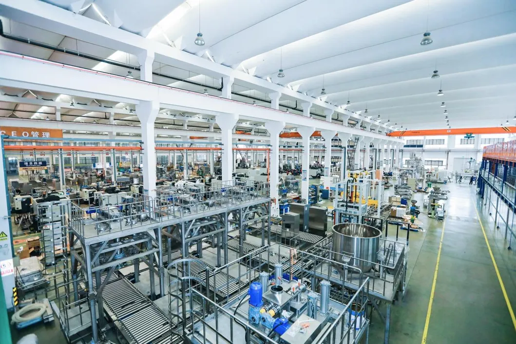 Automatyczna maszyna do napełniania smarem chemicznym dla przemysłu 9