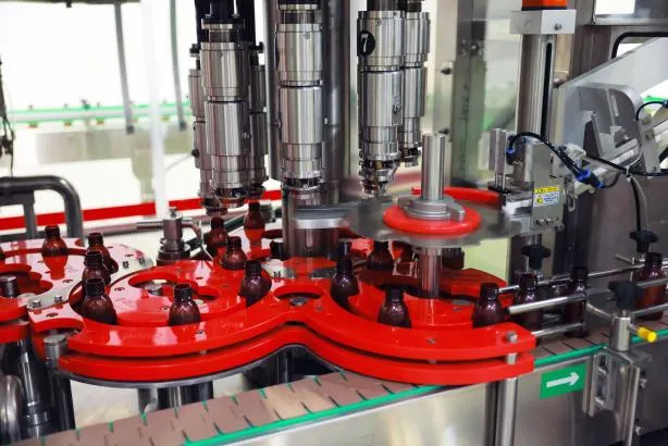 Maszyna do napełniania tłok&oacute;w typu zaawansowanego śledzącego do produkcji środk&oacute;w dezynfekujących ręce 5